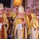 Święcenia bp. Janusza Ostrowskiego w Olsztynie