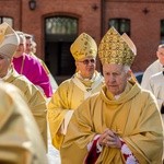 Święcenia bp. Janusza Ostrowskiego w Olsztynie