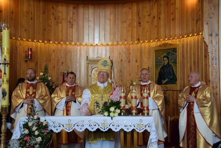 W miejscu urodzenia bł. Franciszki Eucharystii przewodniczył bp Józef Zawitkowski. 