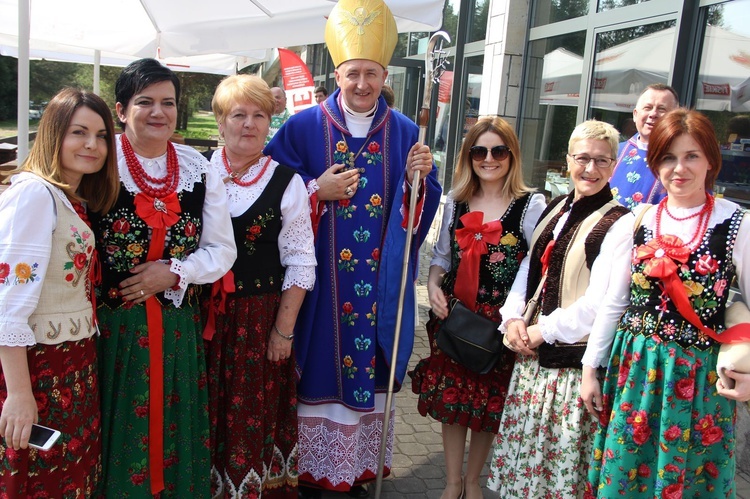 Msza św. na rozpoczęcie sezonu flisackiego