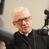 Abp Wiktor Skworc: rodzice dajcie dzieciom siebie