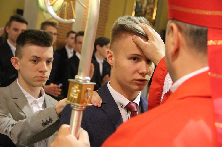 Bierzmowanie u misjonarzy w Tarnowie