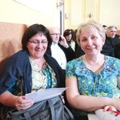 Barbara Sroka i Bożena Grabowska (z prawej), opiekunki.