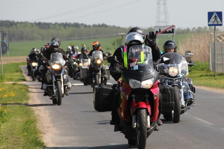 VII. Diecezjalna Pielgrzymka Motocyklowa ze Świebodzina do Rokitna