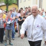 Msza św. na rozpoczęcie 6. pielgrzymki z Hałcnowa do Łagiewnik