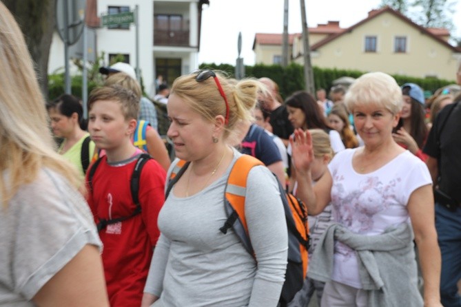 6. pielgrzymka do Bożego Miłosierdzia wyruszyła z Hałcnowa