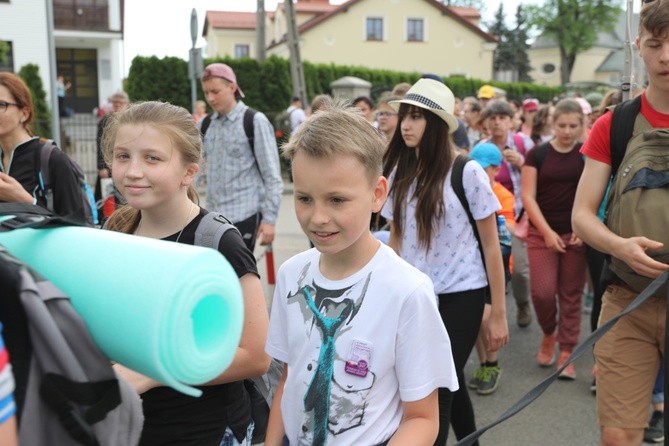 6. pielgrzymka do Bożego Miłosierdzia wyruszyła z Hałcnowa