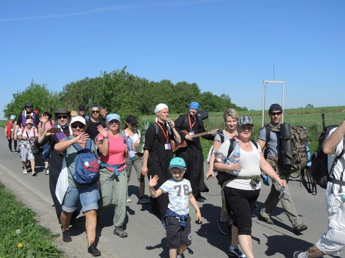 7 grup w drodze do Wieprza - 2. dzień - 2018