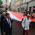 Bicie rekordu długości flagi narodowej Kraków 2018 - cz. 1