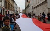 Bicie rekordu długości flagi narodowej Kraków 2018 - cz. 1