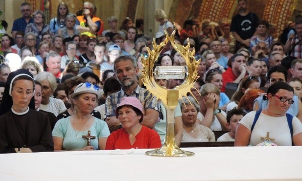 Przed relikwiami św. Jana Pawła II