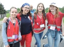 Wolontariuszki MSM w drodze z Przytkowic do Polanki Hallera