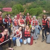 Spływ na pontonach to jedna z najciekawszych atrakcji w regionie