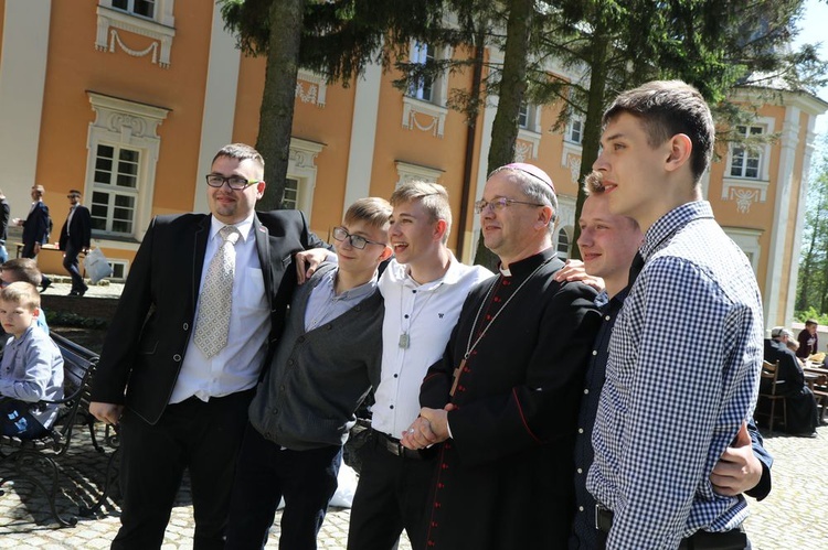 Paradyż - pielgrzymka służby liturgicznej