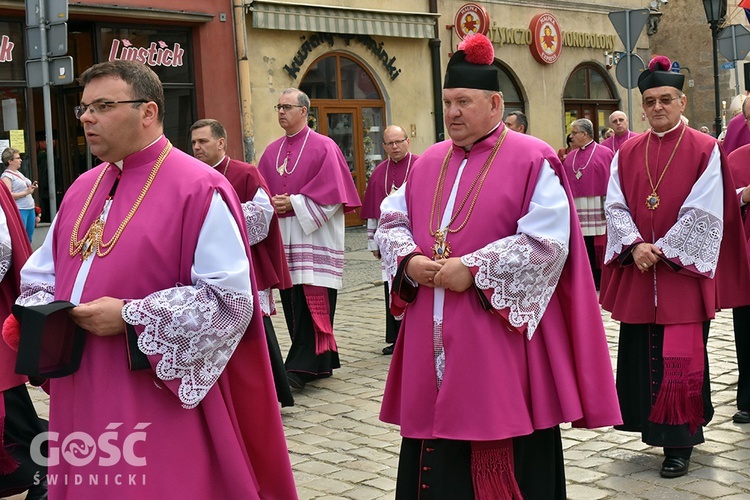 Odpust diecezjalny i 10. rocznica święceń bp. Adama Bałabucha