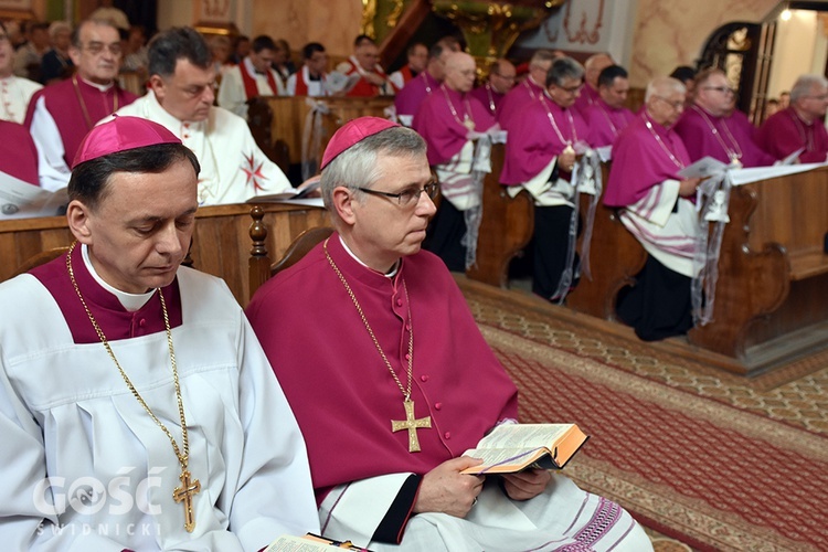 Odpust diecezjalny i 10. rocznica święceń bp. Adama Bałabucha