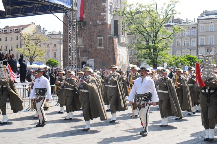 Małopolski Dzień Strażaka na Rynku Głównym 