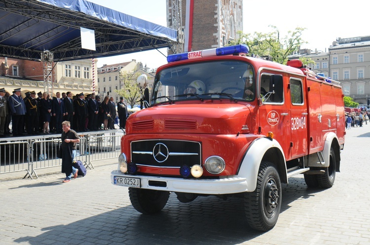 Małopolski Dzień Strażaka na Rynku Głównym 