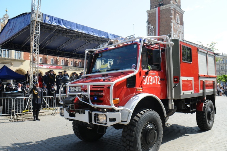 Małopolski Dzień Strażaka na Rynku Głównym 