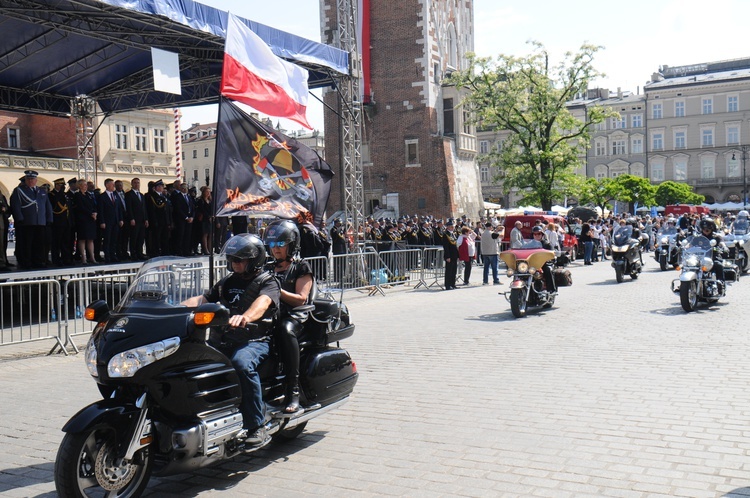 Małopolski Dzień Strażaka na Rynku Głównym 