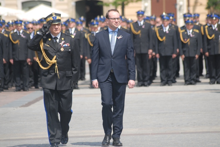 Małopolski Dzień Strażaka na Rynku Głównym 