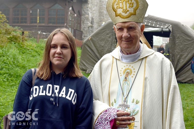 XIV Pielgrzymka Wałbrzyskiej Młodzieży na Chełmiec