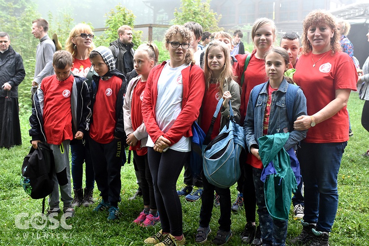 XIV Pielgrzymka Wałbrzyskiej Młodzieży na Chełmiec