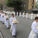 Święcenia kapłańskie w katowickiej katedrze cz.1