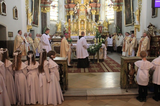 Pielgrzymka sióstr, braci i ojców zakonnych