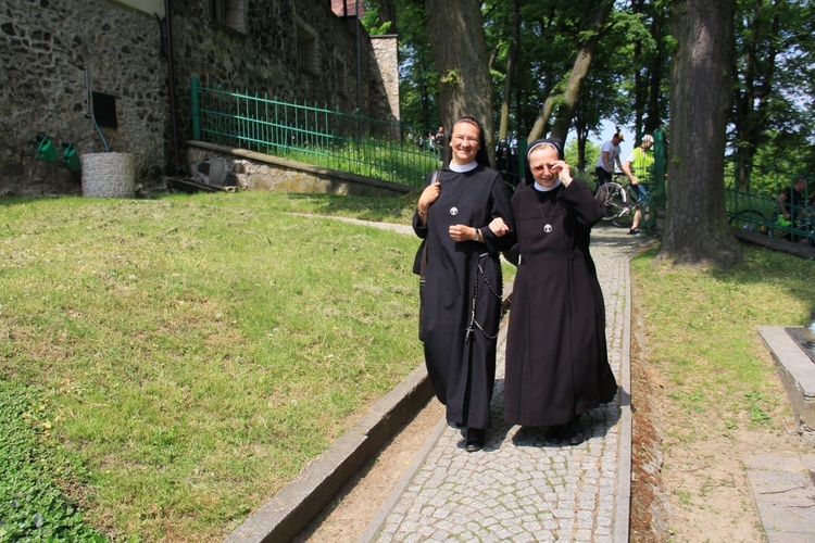 Pielgrzymka sióstr, braci i ojców zakonnych