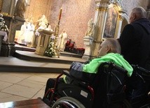 Chorzy i niepełnosprawni u Maryi 
