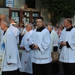 Procesja z figurą Matki Bożej Fatimskiej ulicami Gorzowa Wlkp.