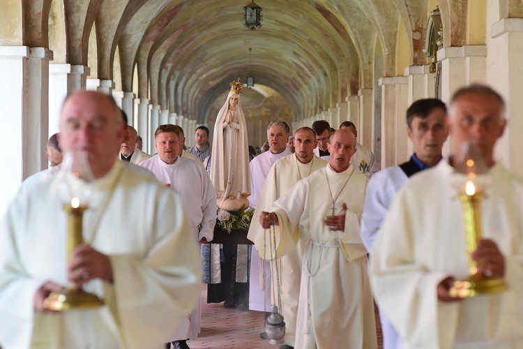 Nabożeństwo Fatimskie w Świętej Lipce