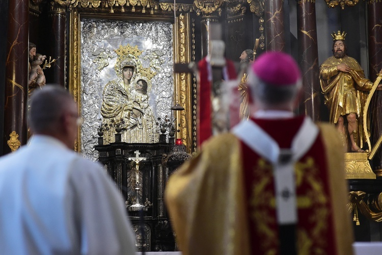 Nabożeństwo Fatimskie w Świętej Lipce