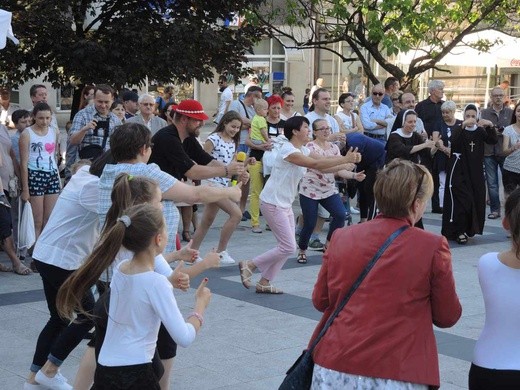 "Cała Polska tańczy dla JP2" - Bielsko-Biała 2018