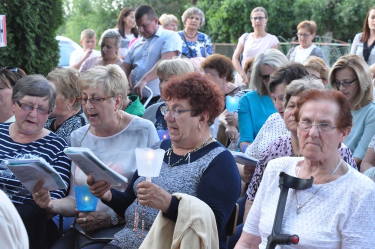 Procesja fatimska w Zawadzie Uszewskiej