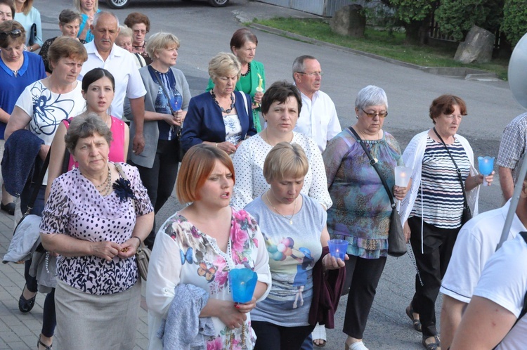 Procesja fatimska w Zawadzie Uszewskiej