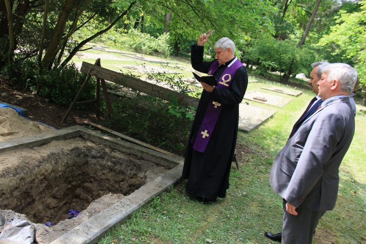 Pochówek szczątków żołnierzy radzieckich