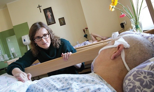 Aneta Górniewicz często towarzyszy pacjentom  do końca.