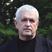 ▲	Cezary Zych, dyrektor artystyczny muzycznego festiwalu. Kalendarium koncertów na:  www.nasztelemann.pl.