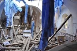 Zawalił się dach kościoła św. Jerzego w Hajdukach Nyskich