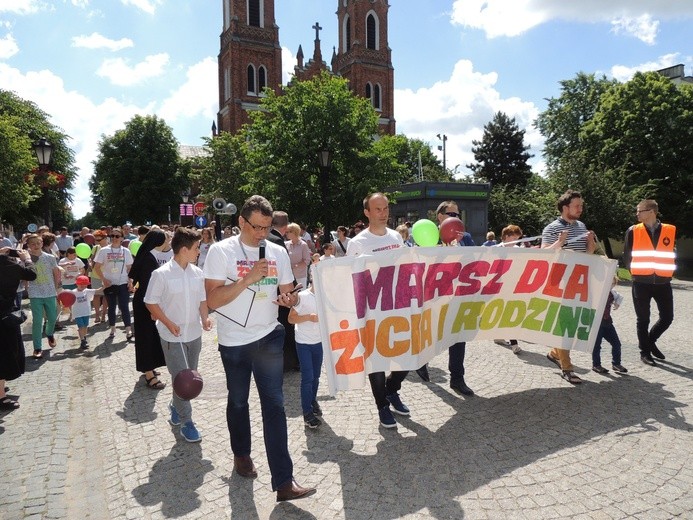 Kutnowski marsz wyruszy sprzed kościoła św. Wawrzyńca
