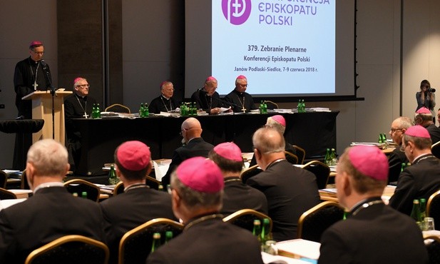 Biskupi przyjęli Wytyczne pastoralne do adhortacji ‘Amoris laetitia’