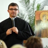 ks. Krzysztof Kralka to założyciel wspólnoty "Przyjaciół Oblubieńca".