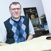 Ks. Krzysztof Kamieński, dyrektor Archiwum Diecezjalnego.