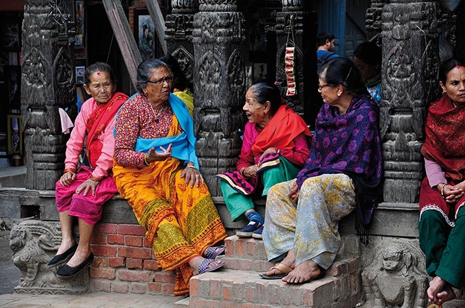 Newarskie kobiety na ulicach Patanu,  dzielnicy Katmandu.