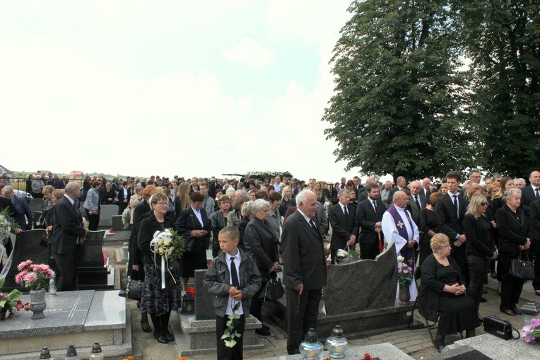Pogrzeb śp. ks. Piotra Lepszego 