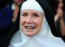 W grudniu 1962 roku Dolores Hart po raz kolejny pojechała do klasztoru w Betlejem, by już nigdy go nie opuścić.