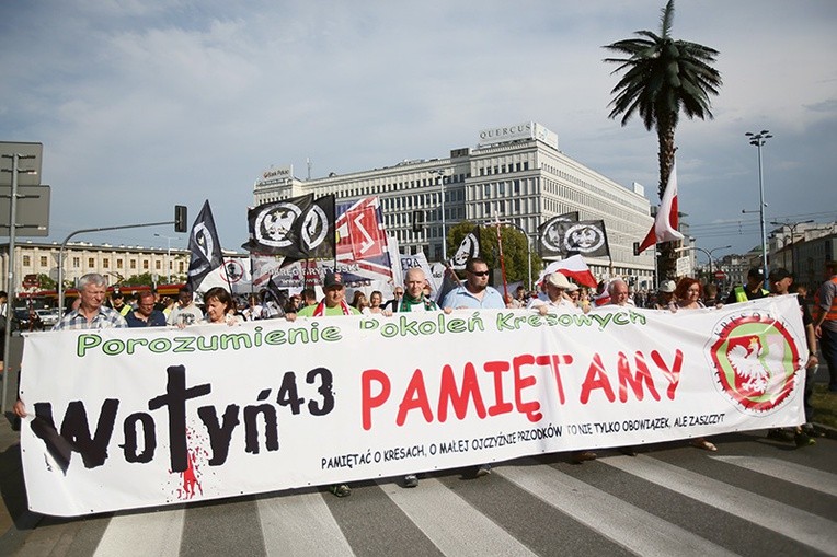 Marsz Pamięci o Ofiarach Rzezi Wołyńskiej w Warszawie 11 lipca 2016 r.
