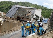 Papież modli się za ofiary powodzi w Japonii